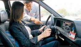 重庆学车爆料新闻视频,揭秘学车行业最新爆料视频背后的真相