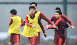 国足大厨爆料新闻,揭秘国足饮食背后的故事